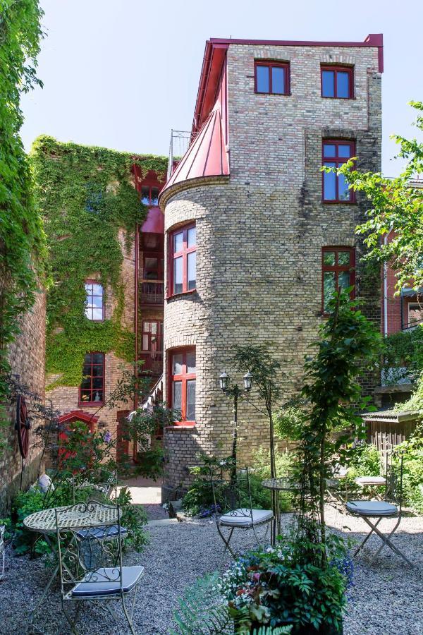 Okens Bed & Breakfast Varberg Exterior photo