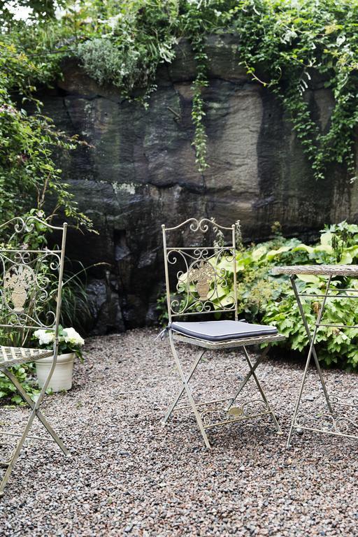 Okens Bed & Breakfast Varberg Exterior photo