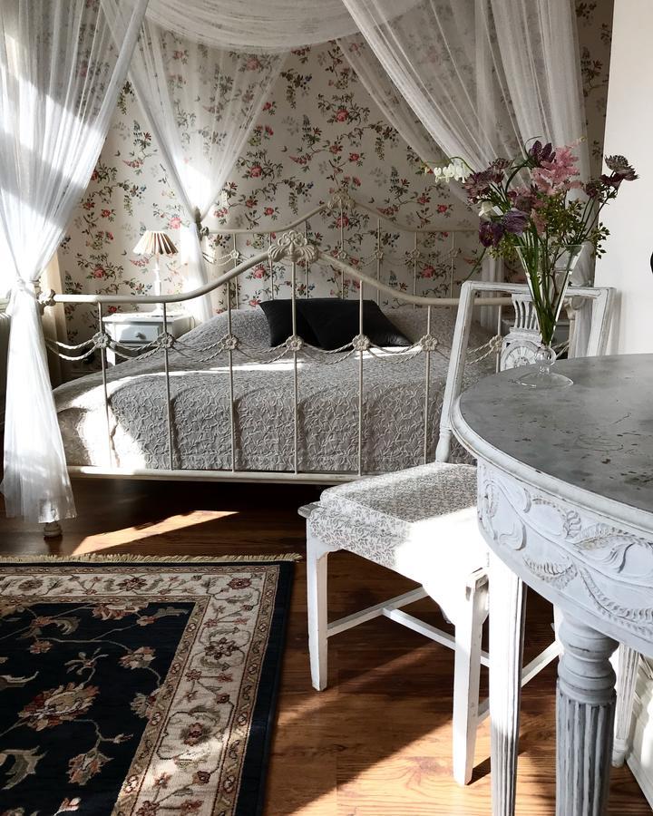 Okens Bed & Breakfast Varberg Exterior photo